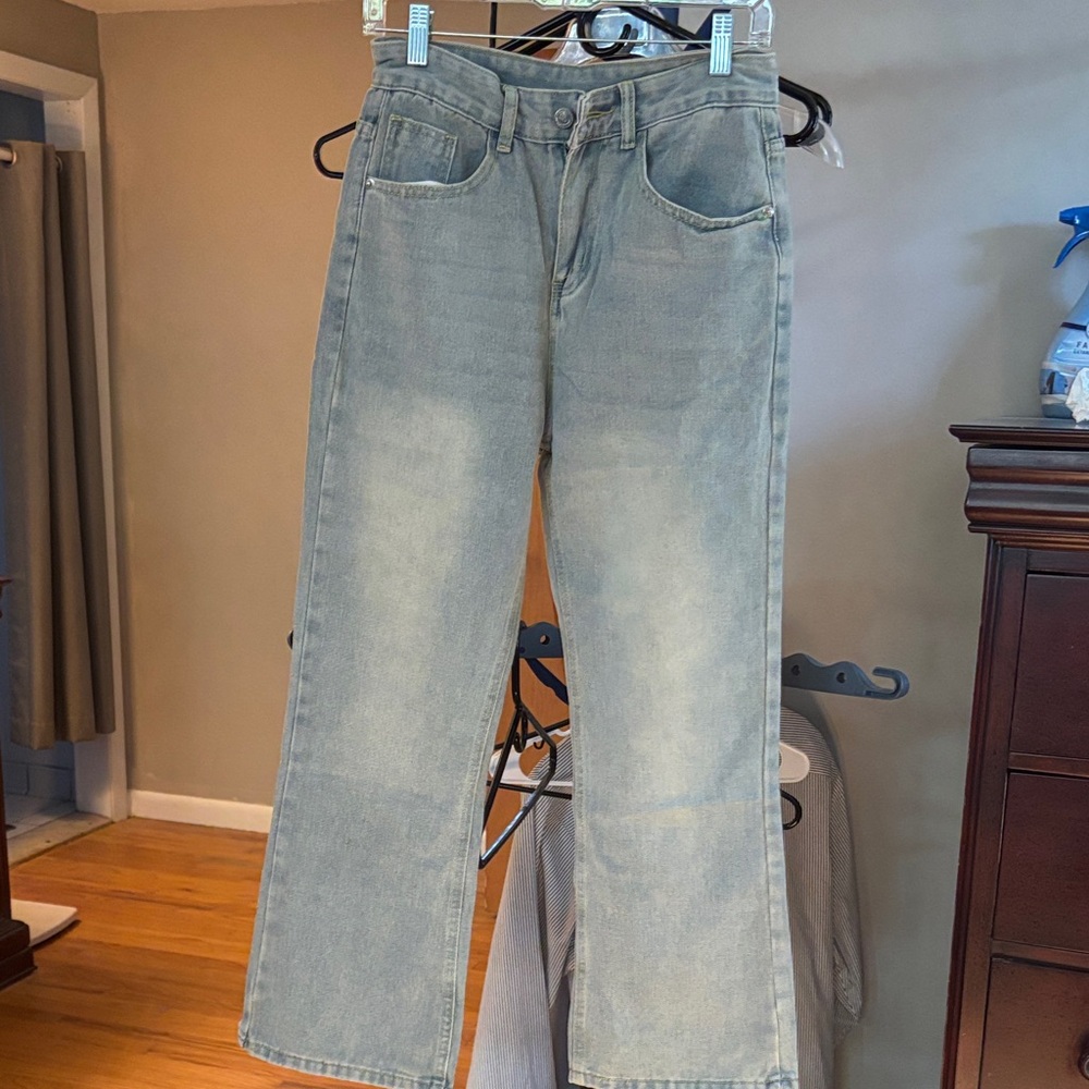 Men's Light Blue/Faded Jeans